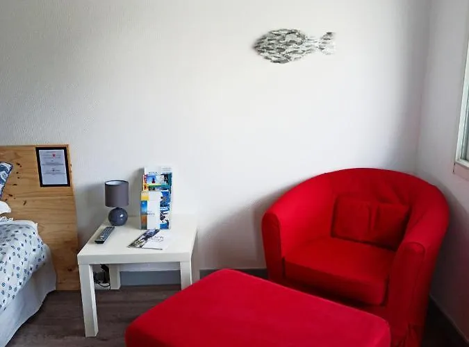 Гостевой дом Laurina - Chambre, Sdb, Terrasse, Arrivee Autonome 3*