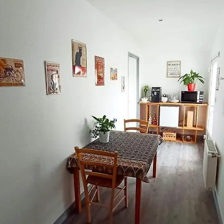 Laurina - Chambre, Sdb, Terrasse, Arrivee Autonome 3* Royan